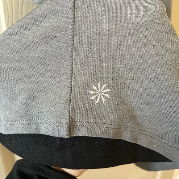 Athleta sports bra/tank top • women’s size XS - Picture 4 of 9